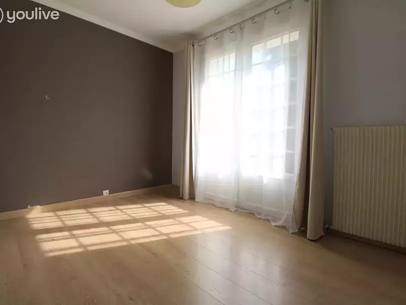 Maison, 250 m²