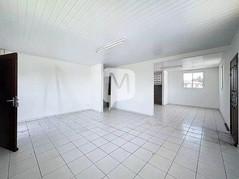 Immeuble, 181,97 m²