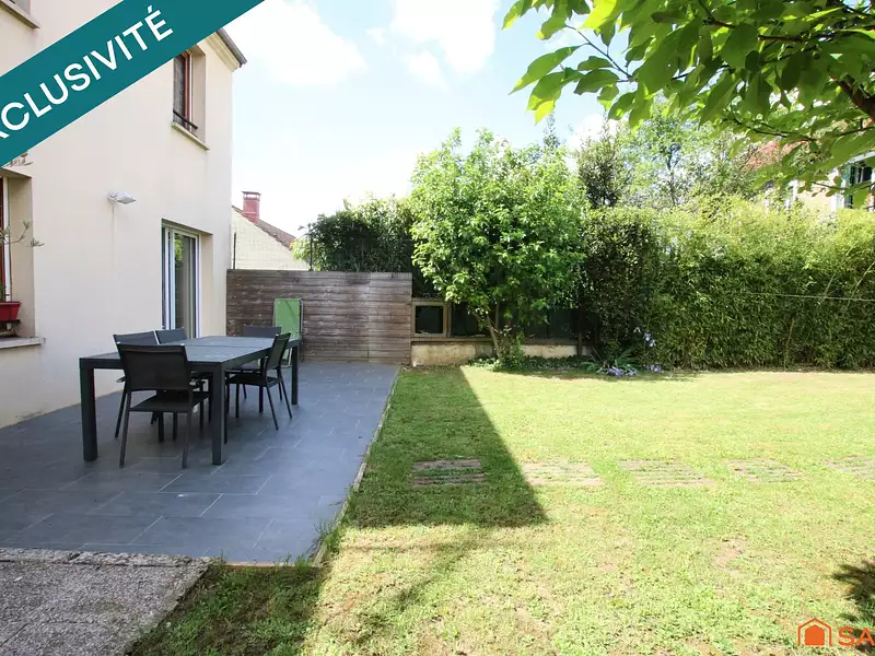 Maison, 180 m²