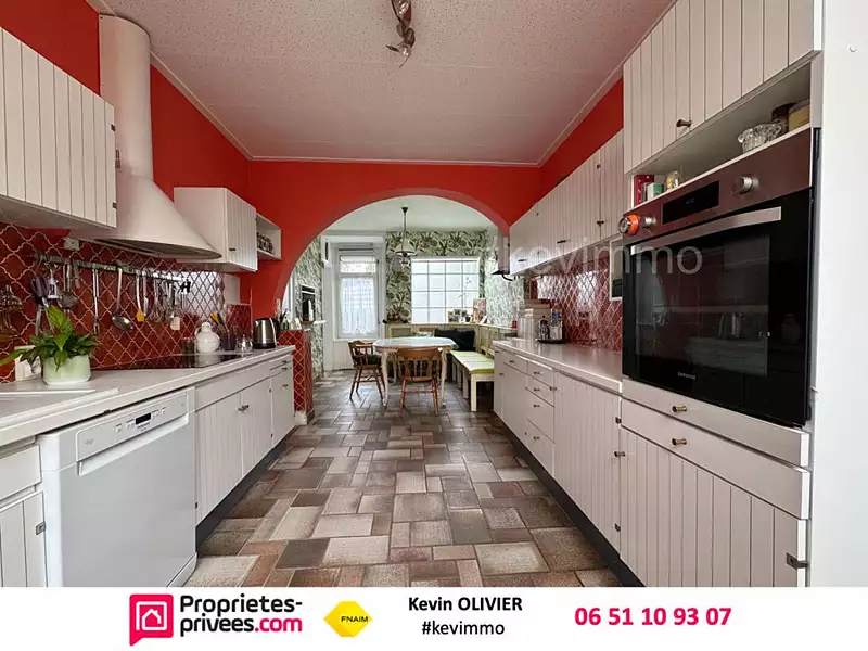 Maison, 205 m²