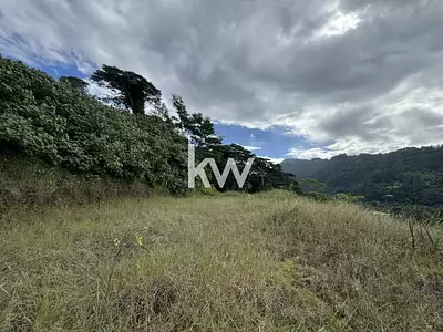 Terrain, 1 842 m²