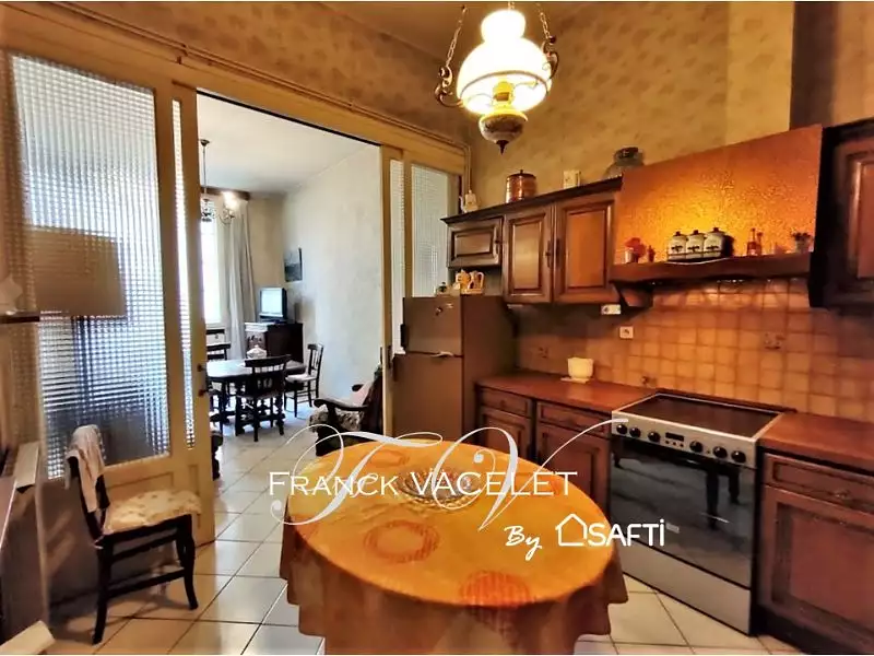 Maison, 165 m²