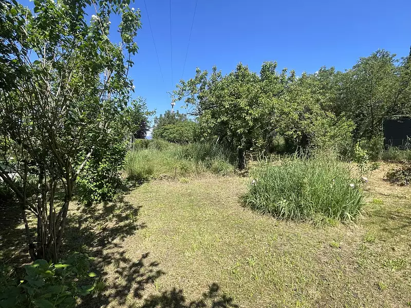 Terrain, 899 m²