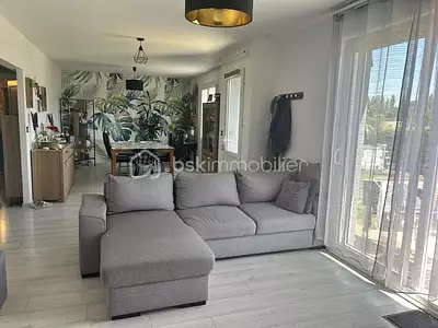 Maison, 99 m²