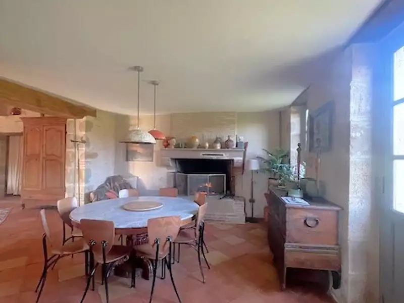 Maison, 252 m²