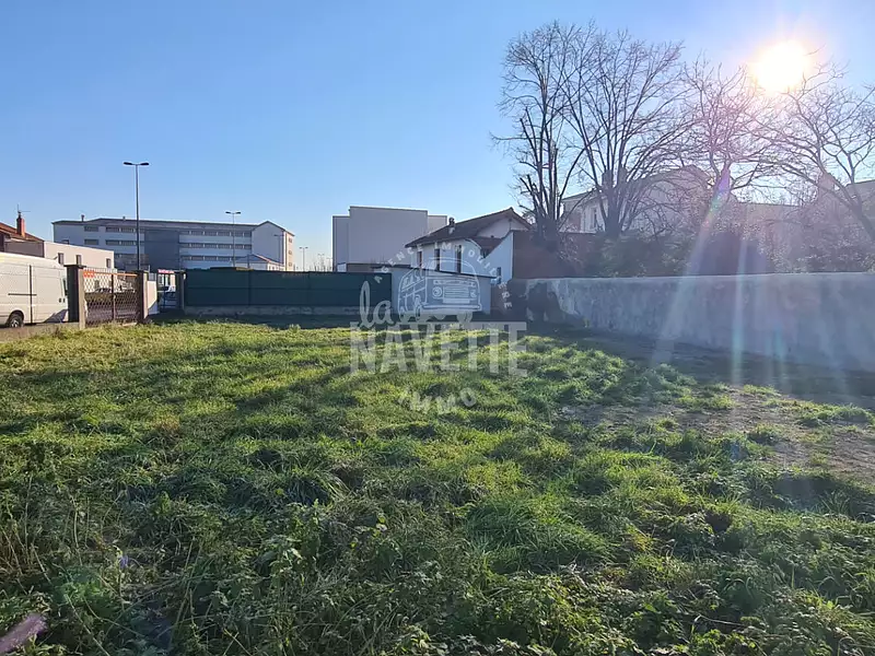 Terrain, 459 m²