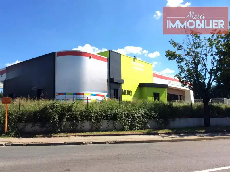 Divers, 700 m²