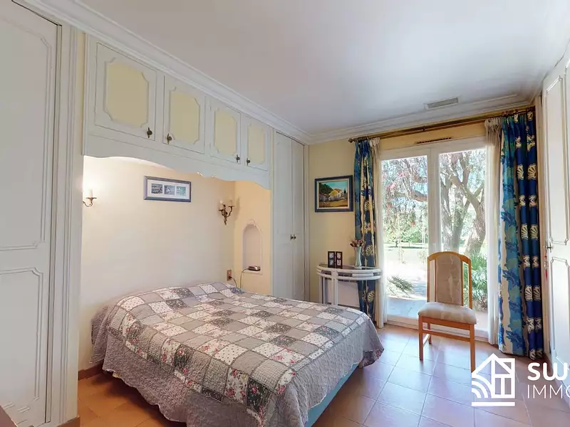 Maison, 278 m²