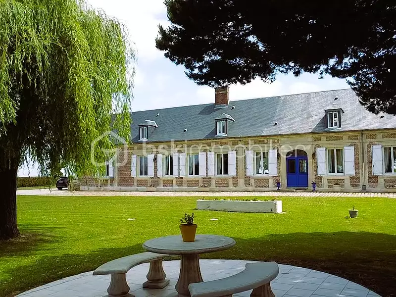 Maison, 380 m²
