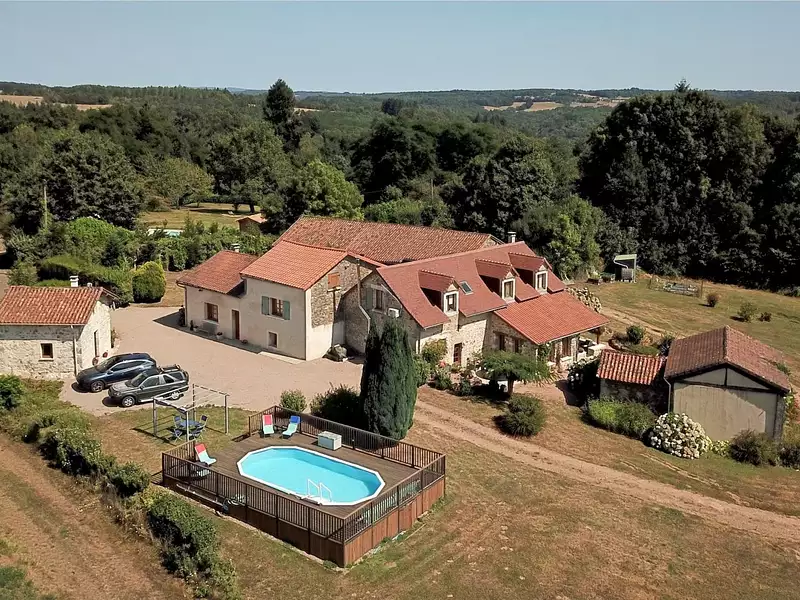 Maison, 275 m²