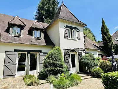 Maison, 679 m²