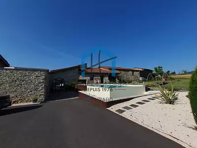 Maison, 272 m²