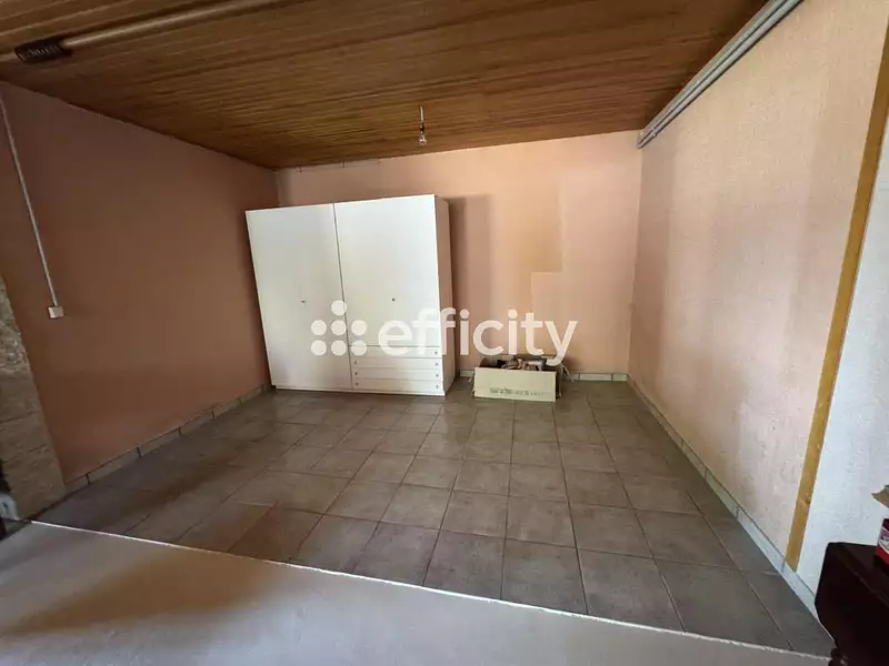 Maison, 230 m²