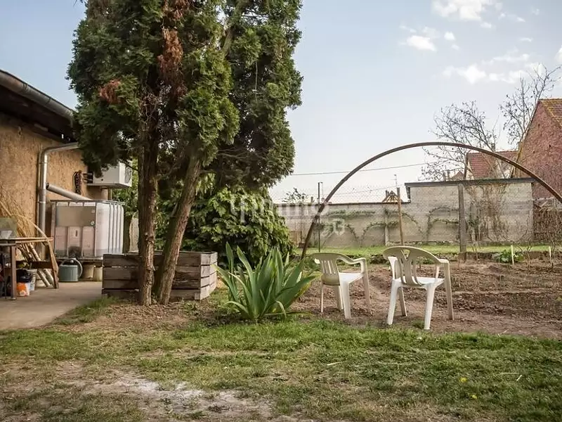 Immeuble, 300 m²