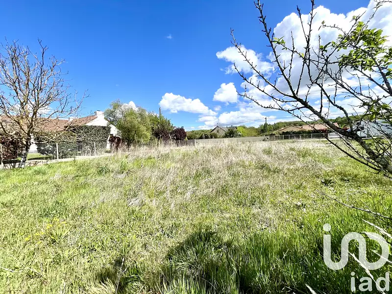 Terrain, 844 m²