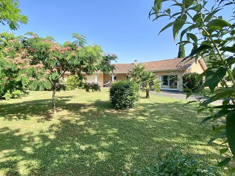 Maison, 232 m²