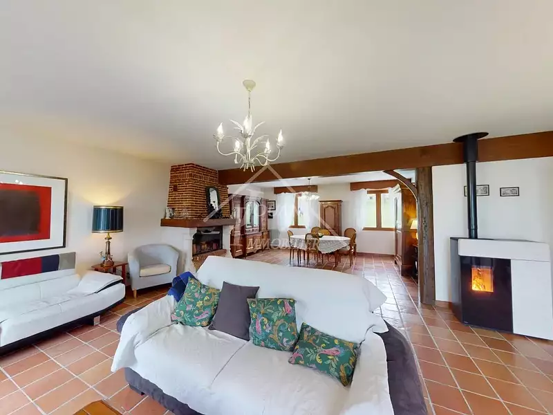 Maison, 176 m²