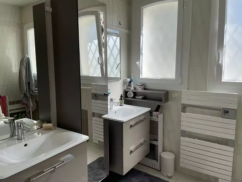 Maison, 147 m²