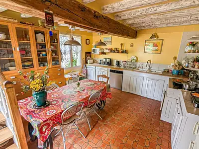 Maison, 303 m²