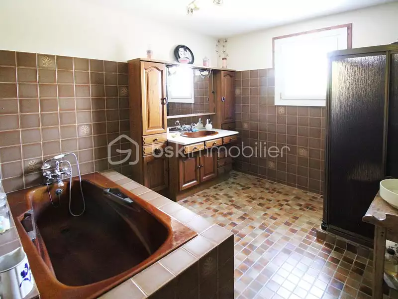 Maison, 143 m²