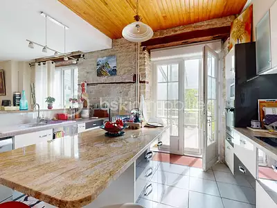 Maison, 241 m²