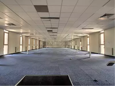 Immeuble, 826 m²