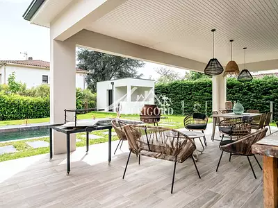 Maison, 162 m²