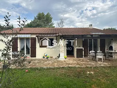 Maison, 140 m²