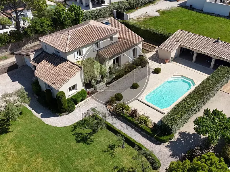 Maison, 190 m²