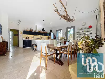 Maison, 224 m²