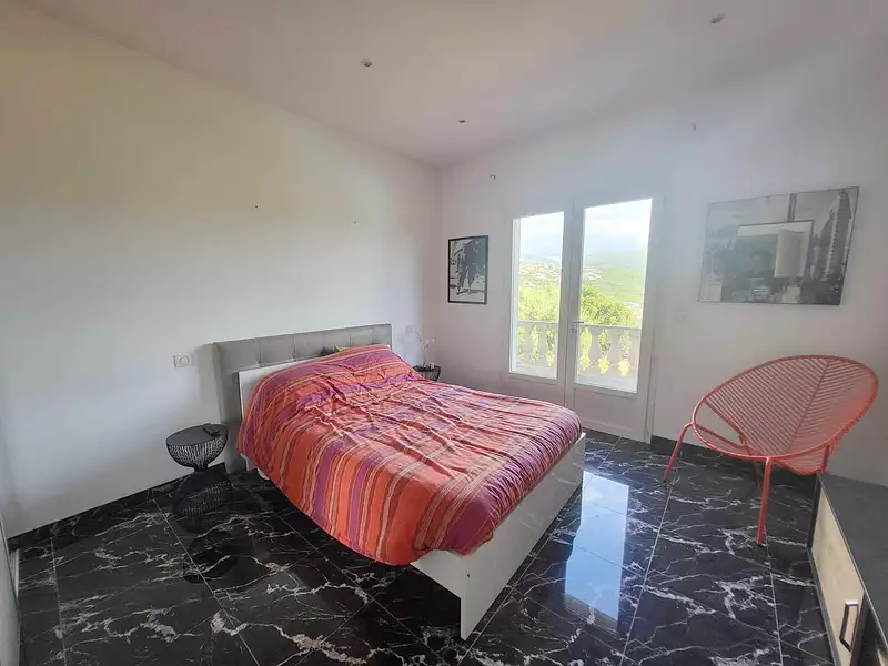 Maison, 210 m²