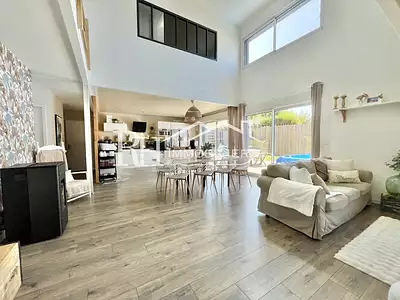 Maison, 160 m²