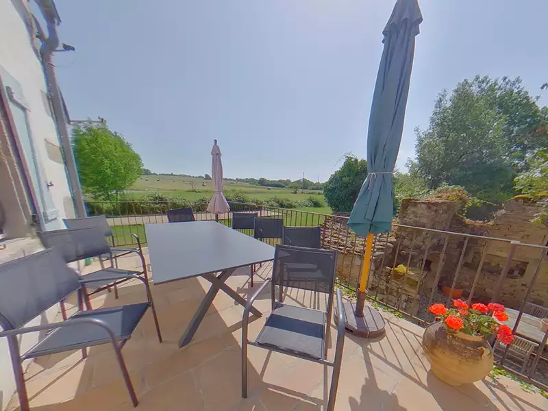 Maison, 248 m²