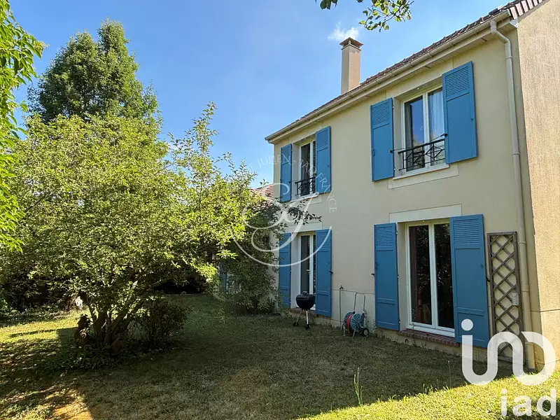 Maison, 151 m²