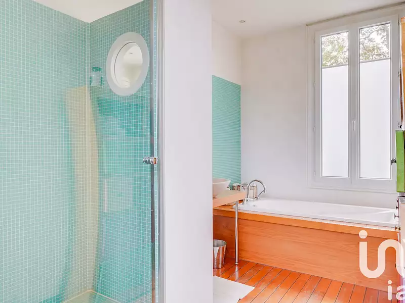 Maison, 219 m²