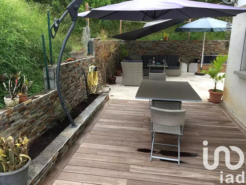 Maison, 210 m²
