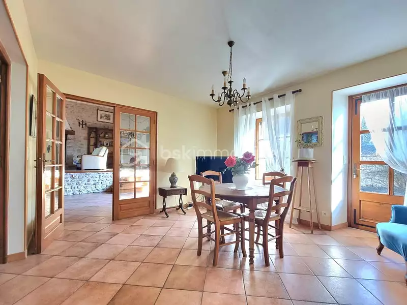 Maison, 173 m²