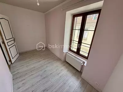Maison, 240 m²