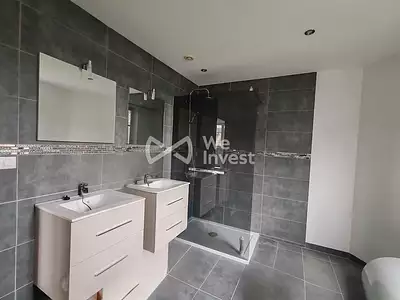 Maison, 210 m²