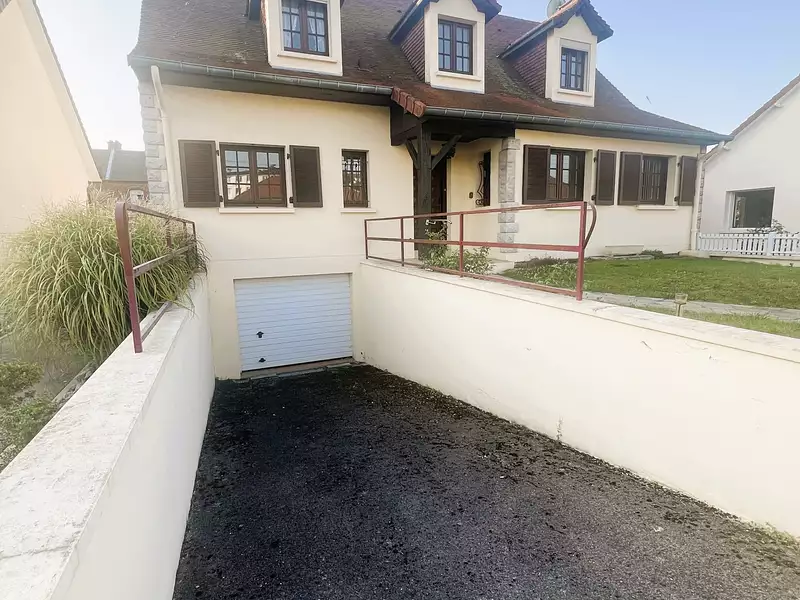 Maison, 150 m²