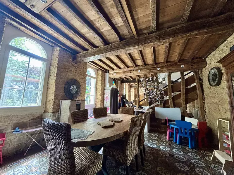 Maison, 390 m²