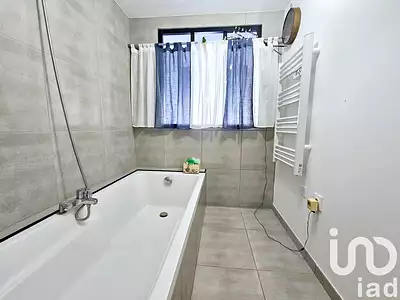 Maison, 162 m²