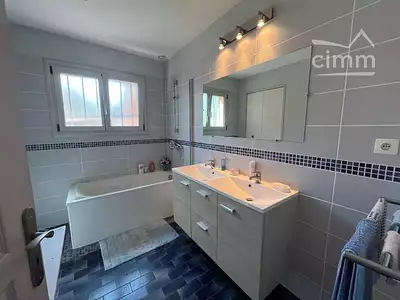 Maison, 100,72 m²