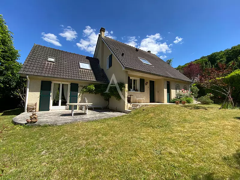 Maison, 169 m²