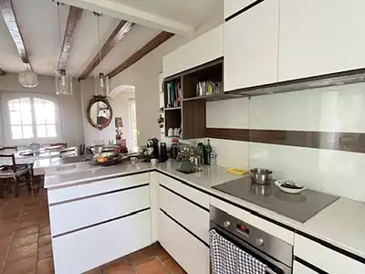 Maison, 230 m²