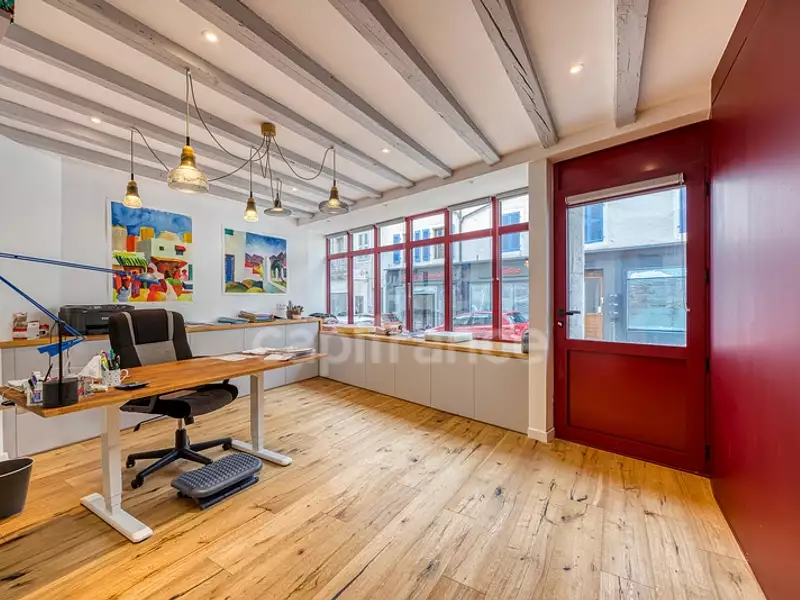 Maison, 280 m²
