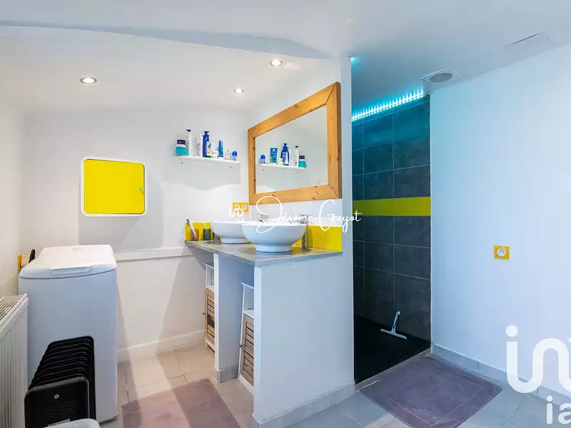 Maison, 219 m²