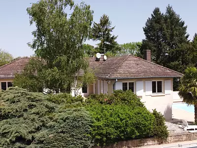 Maison, 225 m²