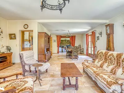 Maison, 343 m²