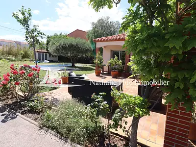 Maison, 165 m²